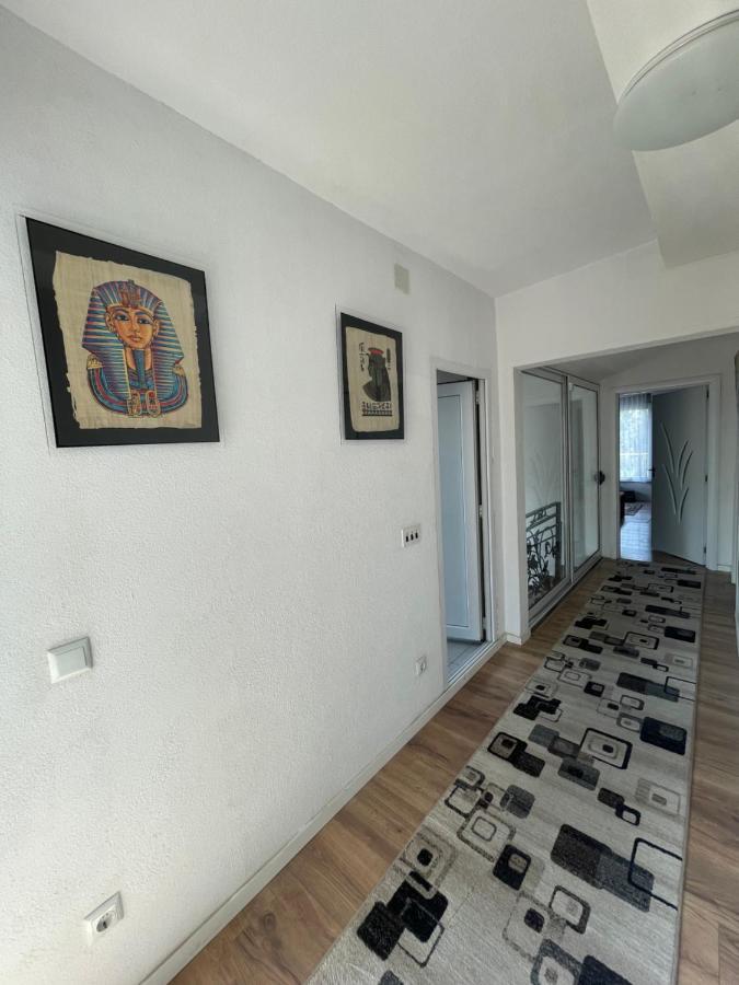 38 Apartment 1 Pristina Exterior foto